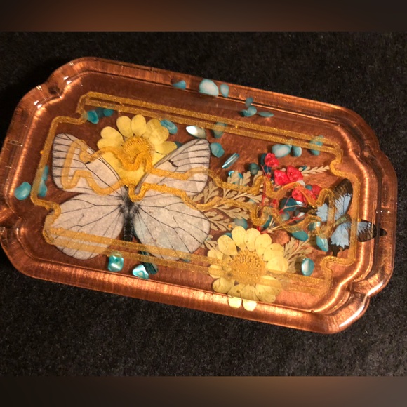 Hand Crafted Razor Blade Display - Picture 4 of 5